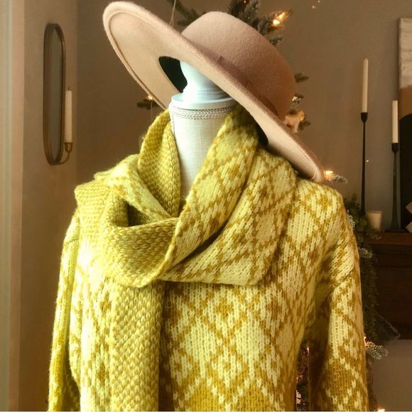 Anthro Set Maeve Sigfried Sweater and Scarf - Picture 7 of 12